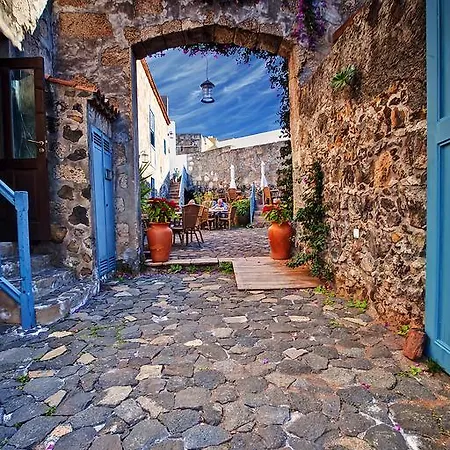 Rural 4 Esquinas Otel 4*
